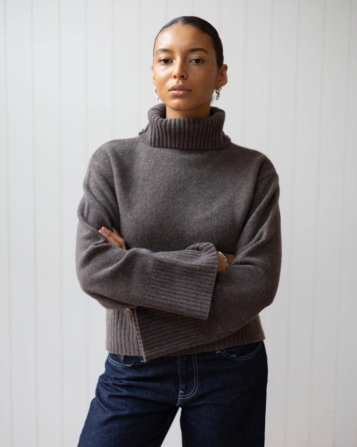 Thea Trui - Bruin
