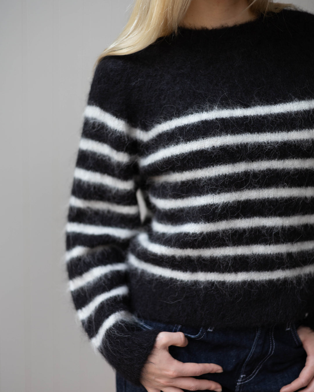 Cara Jumper - Black & White