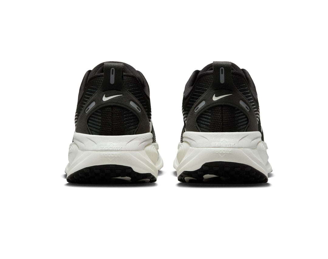 Nike Vomero 18 Womens Running Shoes